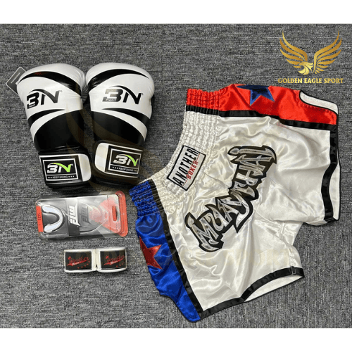 COMBO TẬP BOXING CƠ BẢN GĂNG BOXING + BĂNG ĐA + QUẦN MUAY + TẤT BẢO VỆ - TRẮNG