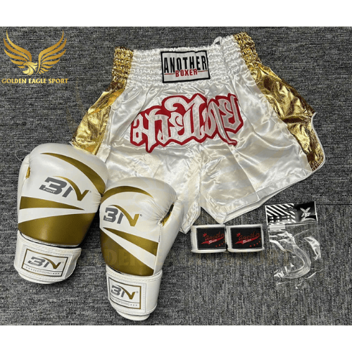 COMBO TẬP BOXING CƠ BẢN GĂNG BOXING + BĂNG ĐA + QUẦN MUAY + TẤT BẢO VỆ - TRẮNG