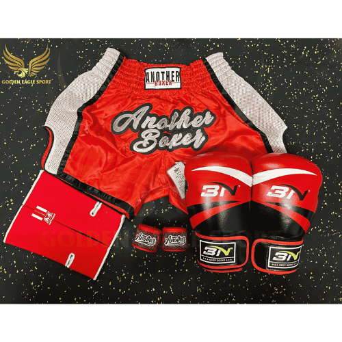 COMBO TẬP BOXING CƠ BẢN GĂNG BOXING + BĂNG ĐA + QUẦN MUAY + TẤT BẢO VỆ - ĐỎ