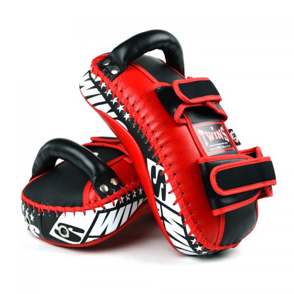 ĐÍCH ĐÁ TWINS KICK PADS KPL10 –   black red ( ĐEN ĐỎ )