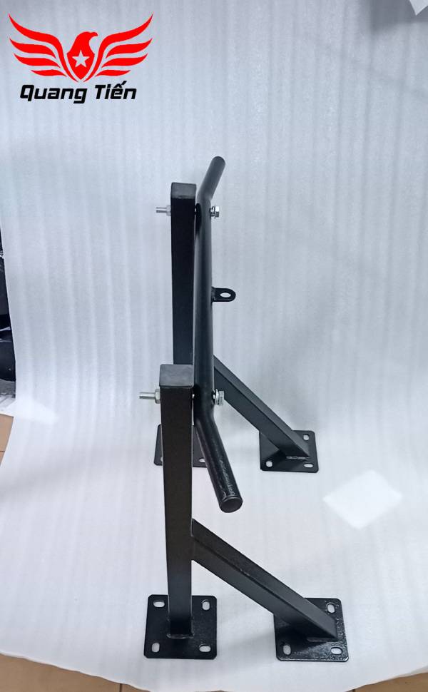 Giá treo bao cát kèm xà đơn 16 lở sắt siêu chắc sơn tĩnh điện QT211