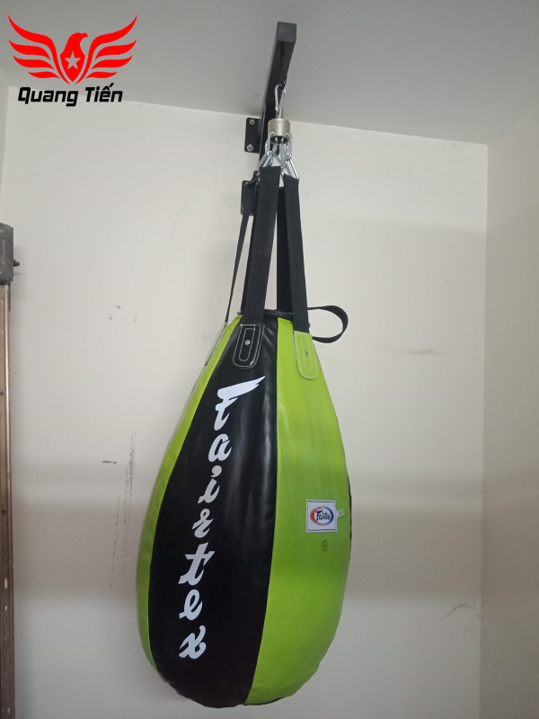 Giá treo bao cát 8 lỗ sắt siêu chắc kèm vòng bi sơn tĩnh điện QT210