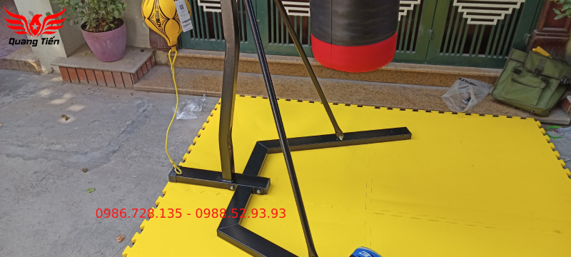 Khung treo bao cát đấm lắp ráp QT212( chưa bao gồm bao đấm,bóng phản xạ )