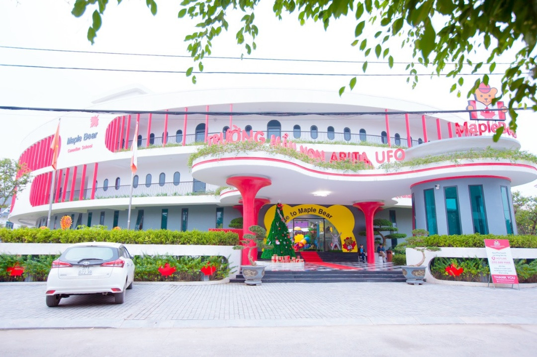 SÂN CHƠI Trường Mầm NON MAPEL Bear Arita UFO - TP. Vinh