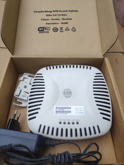 Thiết Bị Mạng Wifi Aruba 135