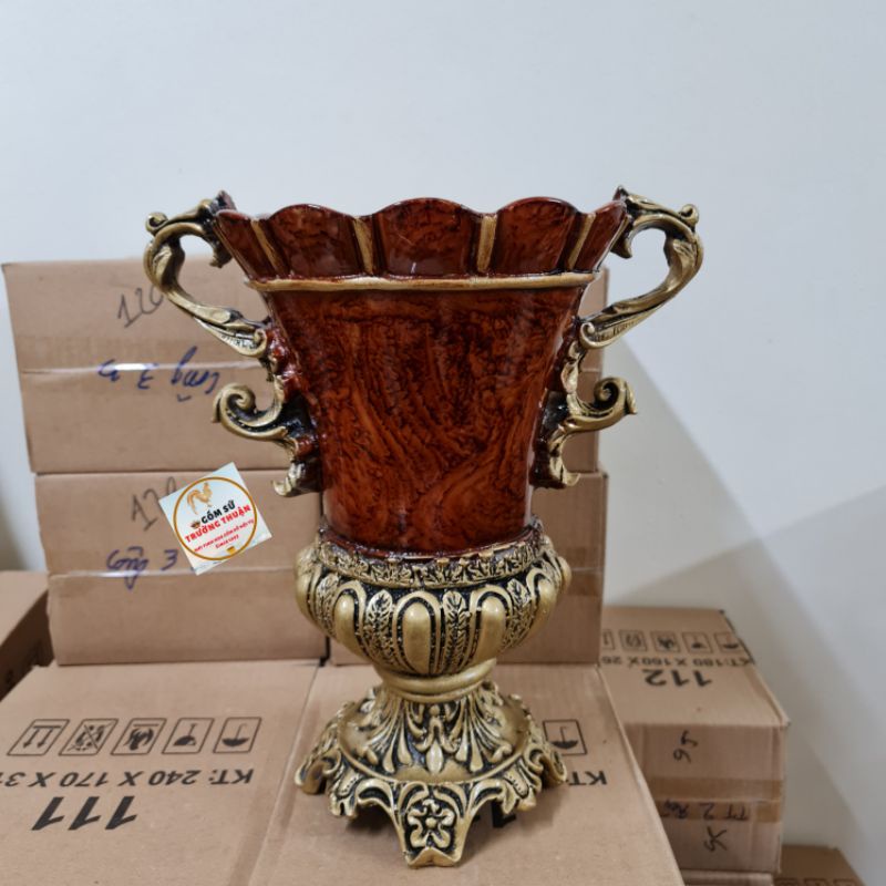 Bình hoa cắm Lông Công, Hoa Lụa ⚡BAO BỂ VỠ⚡composite dáng cúp số 3 cao 40cm