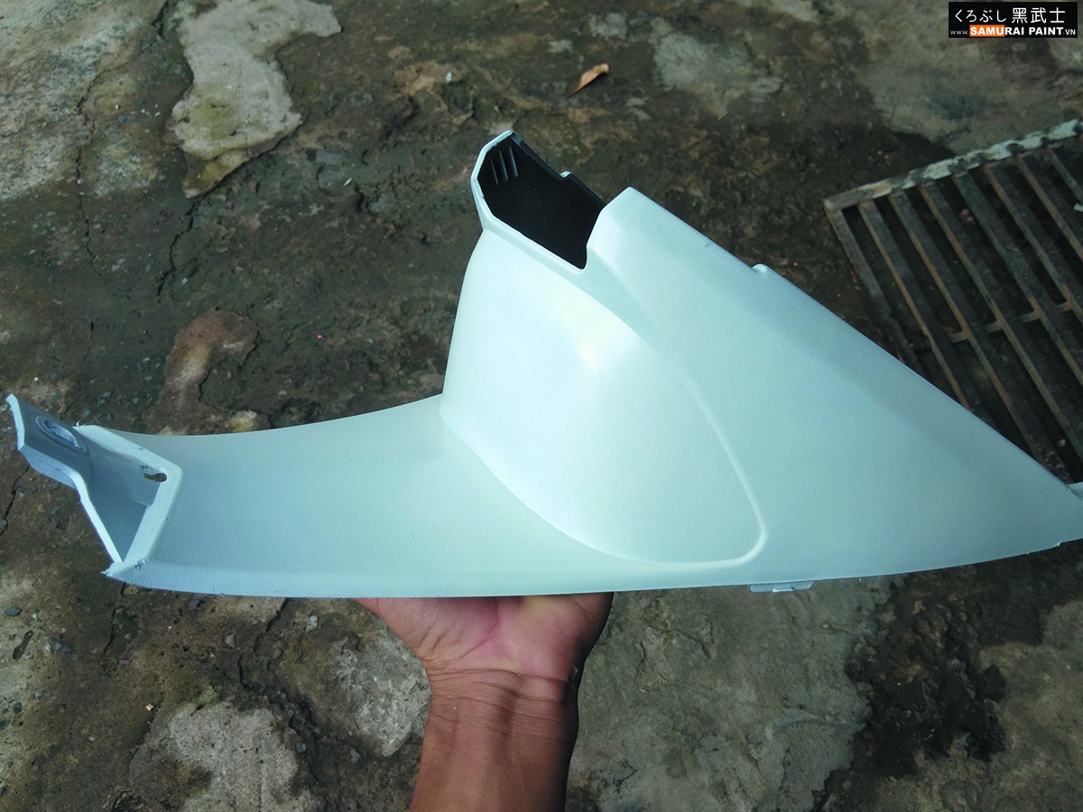 Sơn xịt Samurai Kurobushi - MÀU TRẮNG MỜ F2 (400ml)