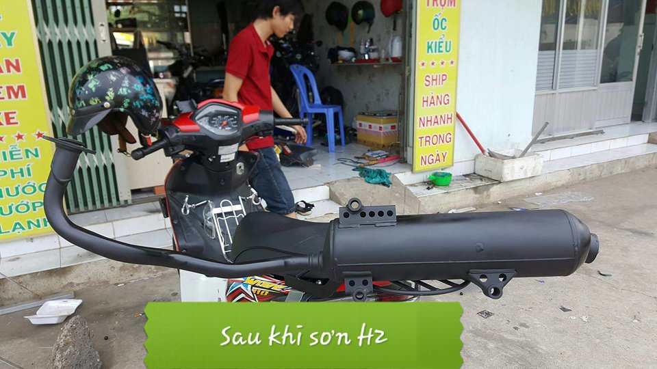 Sơn xịt Samurai Kurobushi - SƠN CHỊU NHIỆT (MÀU ĐEN) H2 (350ml)
