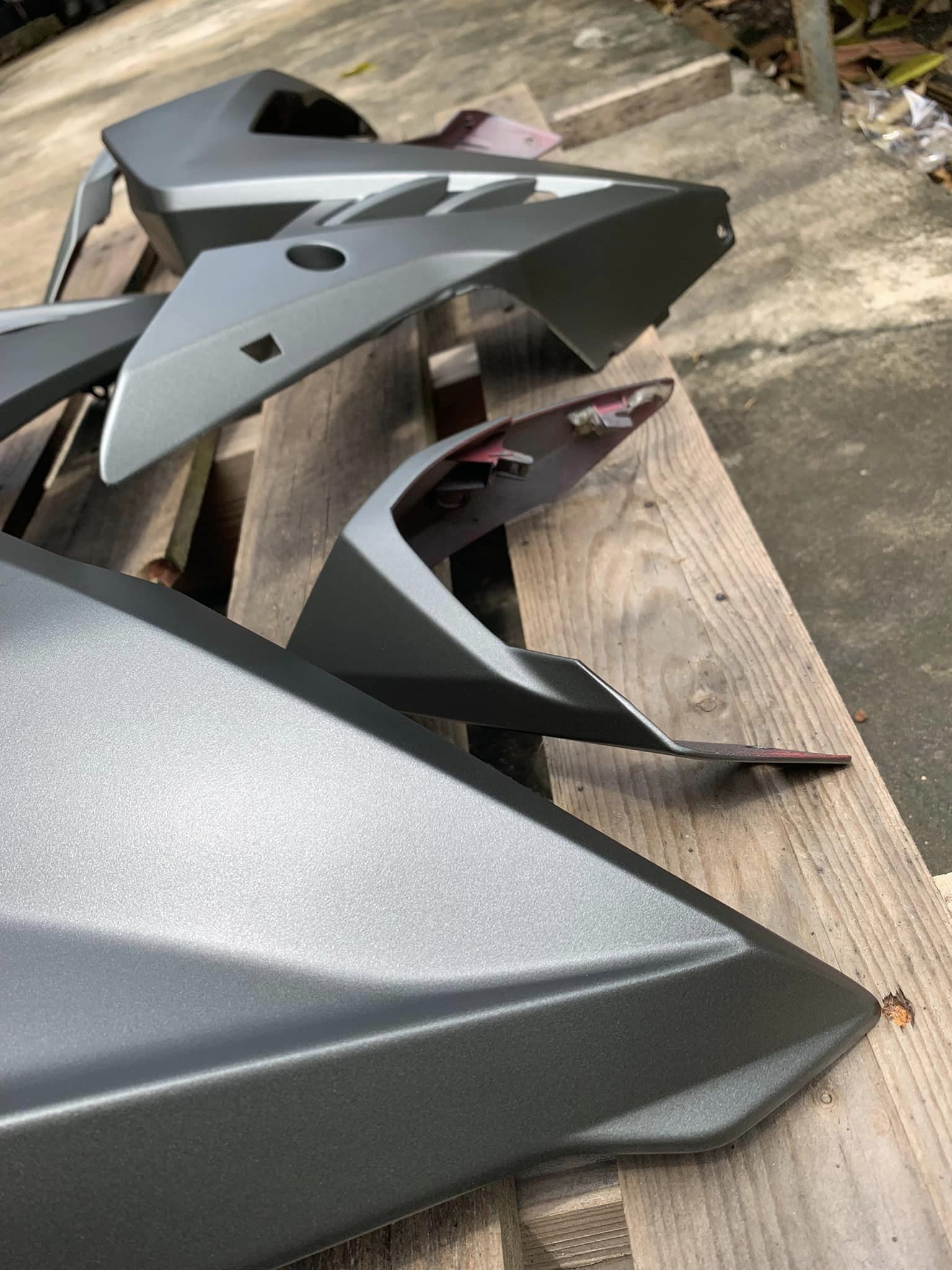 COMBO Sơn Samurai màu xám mờ H749 gồm 3 chai đủ quy trình độ bền cao, SANG XỊN  (Lót - Màu H749 - Phủ mờ 128A)