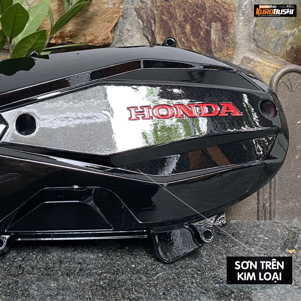 Sơn xịt Samurai Kurobushi - MÀU ĐEN KIM LOẠI Kawasaki K159 (400ml)