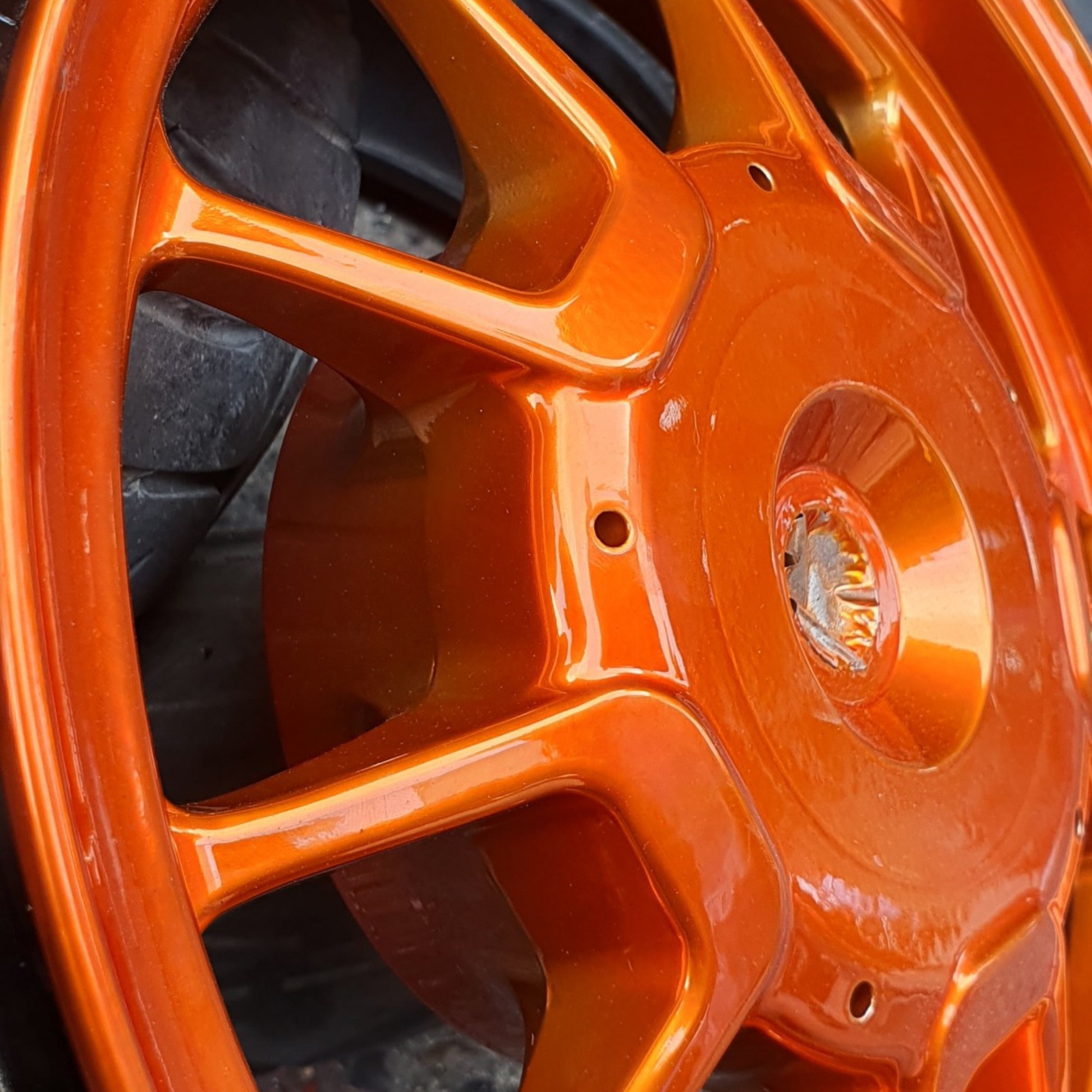 Sơn xịt Samurai Kurobushi - MÀU CAM CANDY HONDA H618 (400ml)