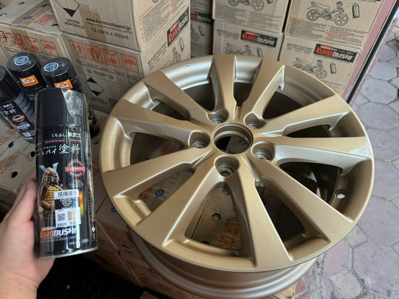 COMBO Sơn SAMURAI màu kem sáng H2020 gồm 4 chai đủ quy trình độ bền cao   (Lót - Nền 124 - Màu H2020  - Bóng )