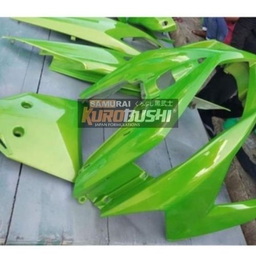 COMBO Sơn Samurai  màu xanh lá  Yamaha UC+ TC Y8045 gồm 4 chai đủ quy trình (Lót - Nền UCY8045  - Màu TCY8045 - Bóng)