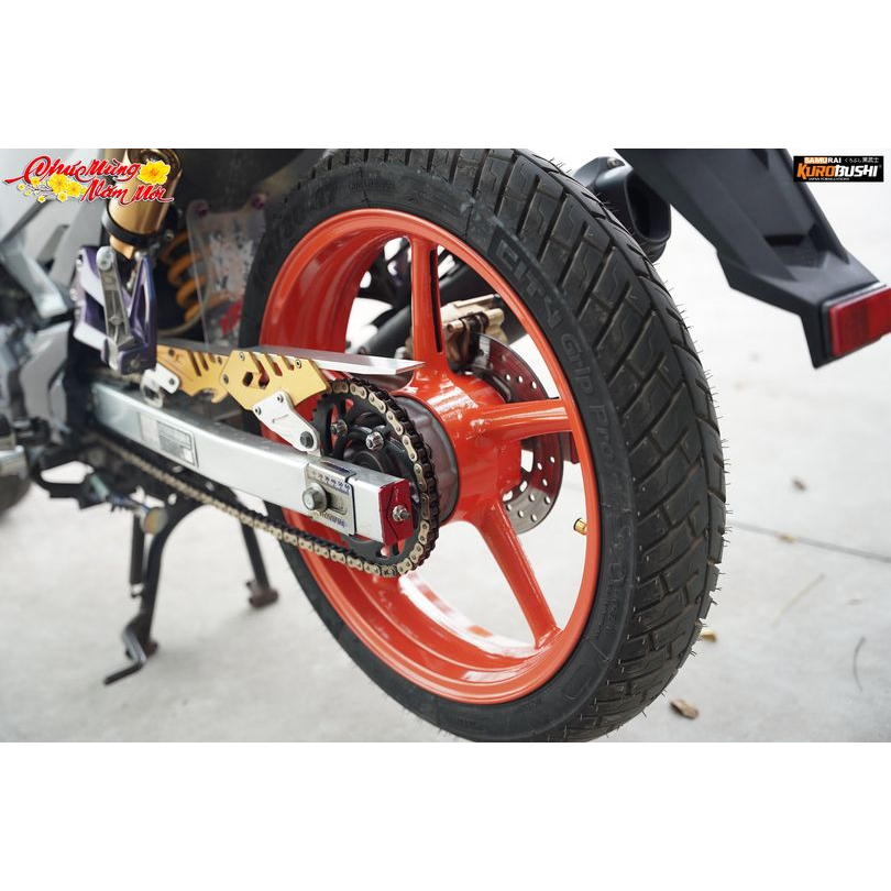COMBO Sơn SAMURAI màu cam rực Y3505 gồm 4 chai đủ quy trình độ bền cao (Lót – Nền 102 - Màu Y3505 - Bóng )