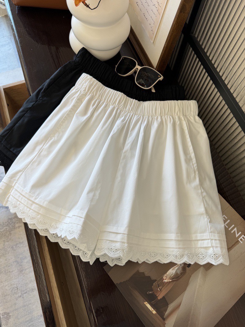 Quần short ren-R9.2306.25