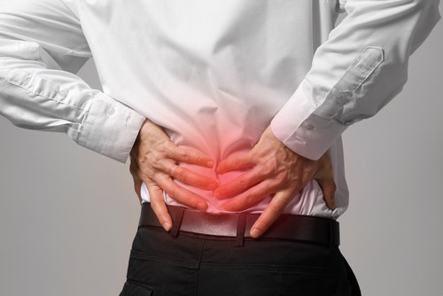 Đau thắt lưng bên phải là bệnh gì, nhận biết và cách điều trị