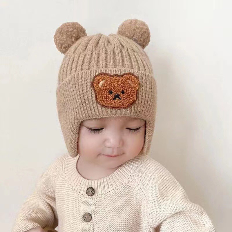 Nón Len Hình Gấu Xoăn 2 Quả Bông Đáng Yêu Giữ Ấm Cho Bé