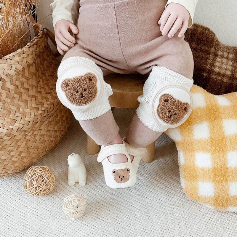 Bọc Bảo Vệ Đầu Gối Đáng Yêu Chống Trơn Trượt Cho Bé Tập Bò
