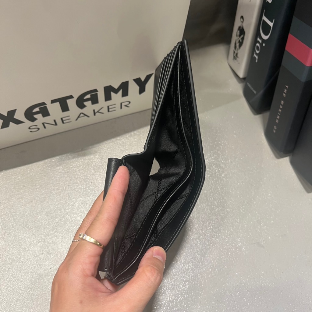 Ví Michael Kors Mens Hudson Pebbled Leather Billfold Wallet With Coin Pouch Black 39T4LHDF3L