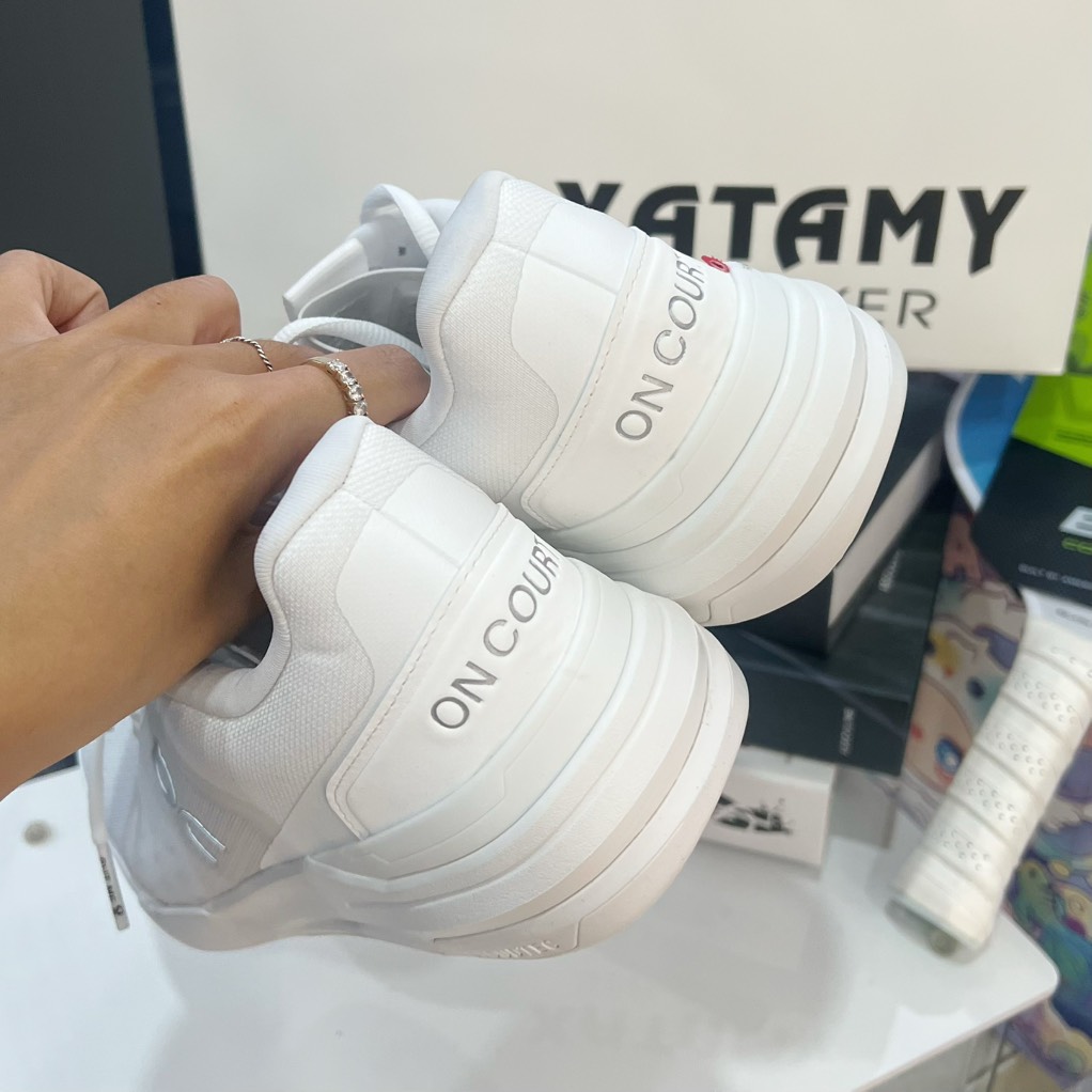 THE ROGER Advantage Pro White (NO BOX) 3MF10271200