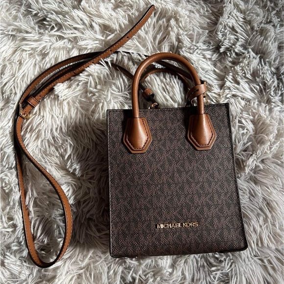 Túi Michael Kors Mercer Extra-Small Logo and Leather Brown 35T1GM9C0I