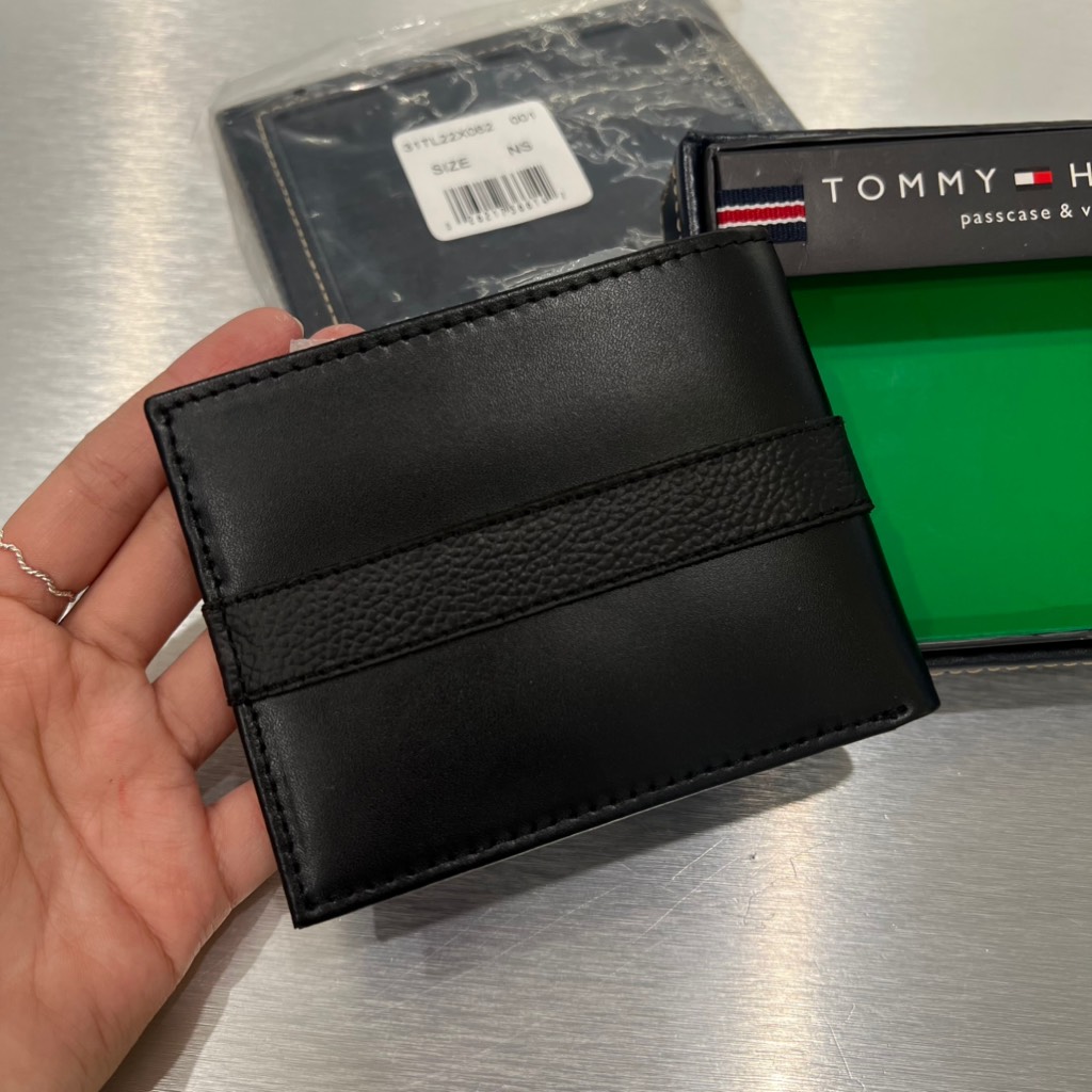 Ví Tommy Hilfiger Leather Credit Card Wallet Ranger Bifold Black 31TL22X062