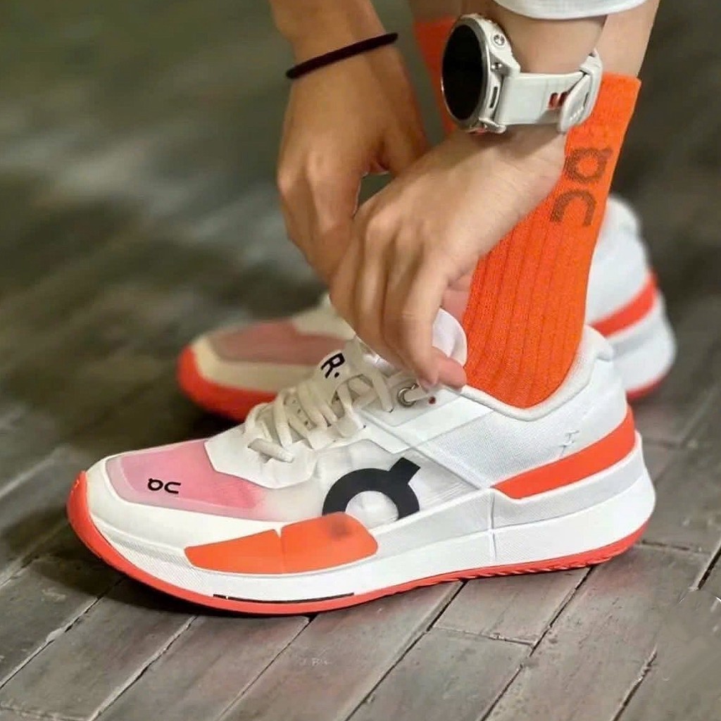 On The Roger Pro 2 Clay White Flame (NO BOX) 3WE10330256