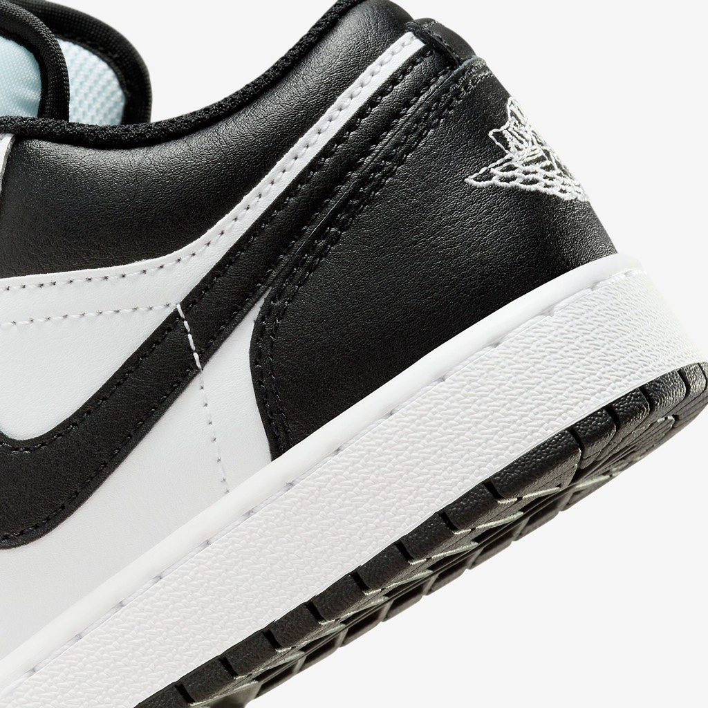 Jordan 1 Low ‘White Black’ 553560 132