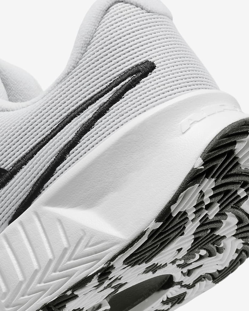 Nike Zoom Challenge Pickleball White Black FQ4154 100