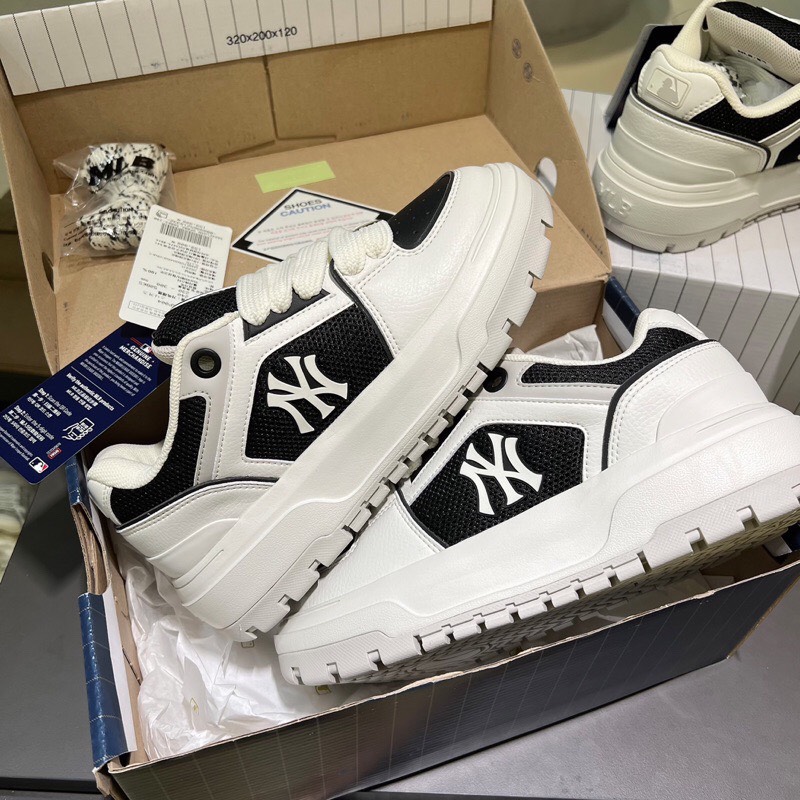 MLB Chunky Liner Wide NY Black 3ASXCW4N 50BKS