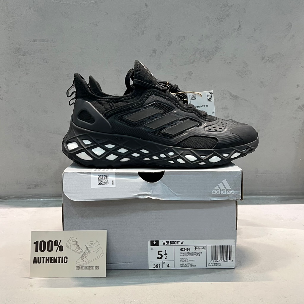 Web Boost Core Black GZ6456