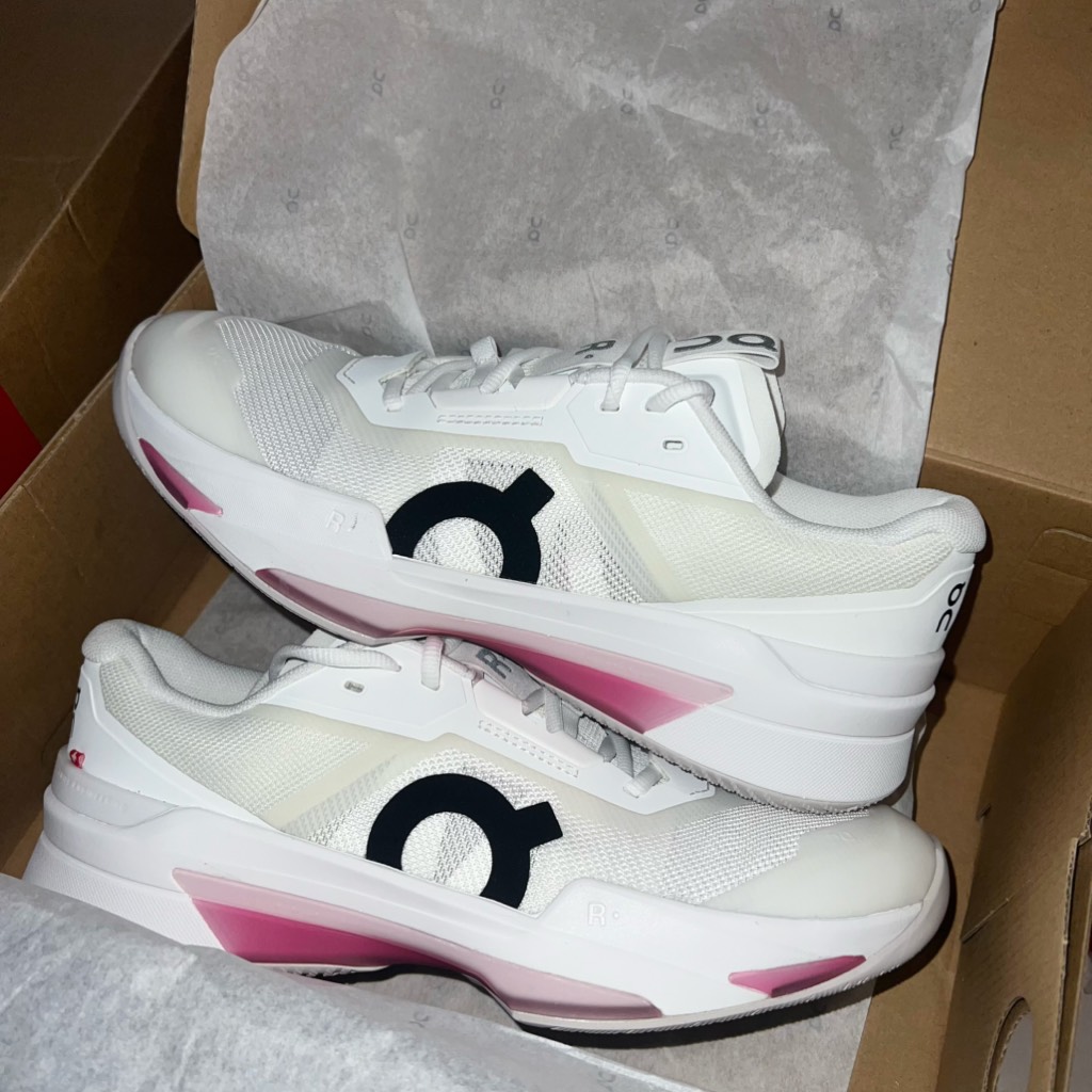 On The Roger Pro Fire White Pink 3MF30102626