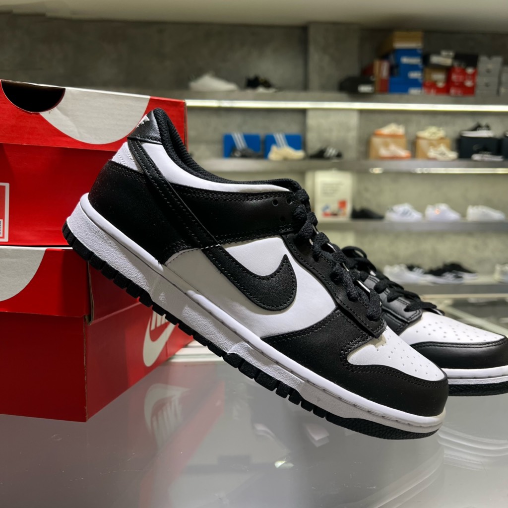 Dunk Low Panda Black White (GS) CW1590 100