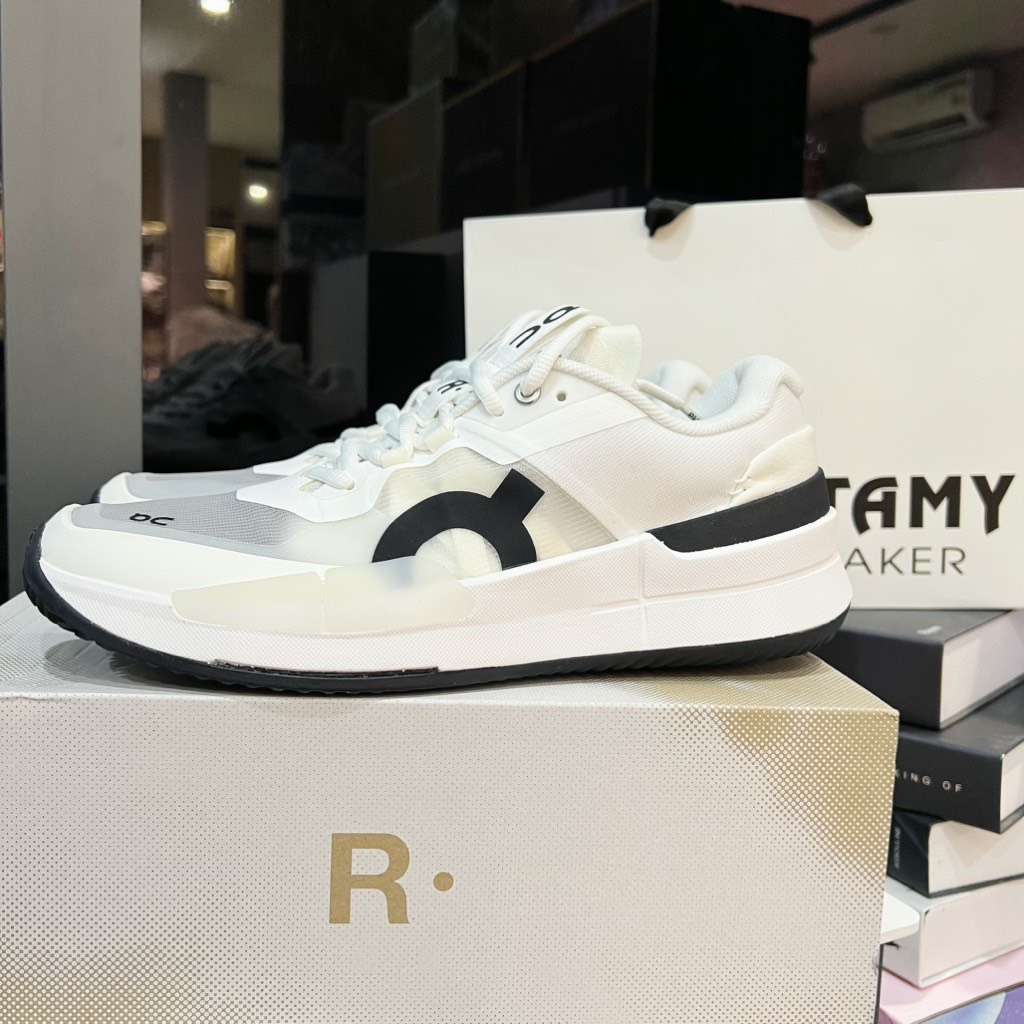 On The Roger Pro 2 Clay White 3ME10570462