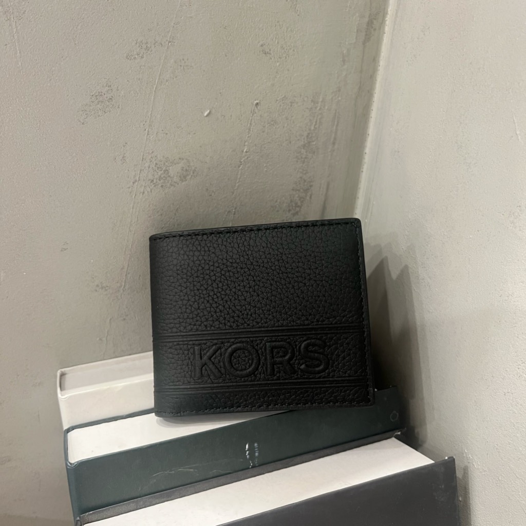 Ví Michael Kors Mens Hudson Pebbled Leather Billfold Wallet With Coin Pouch Black 39T4LHDF3L