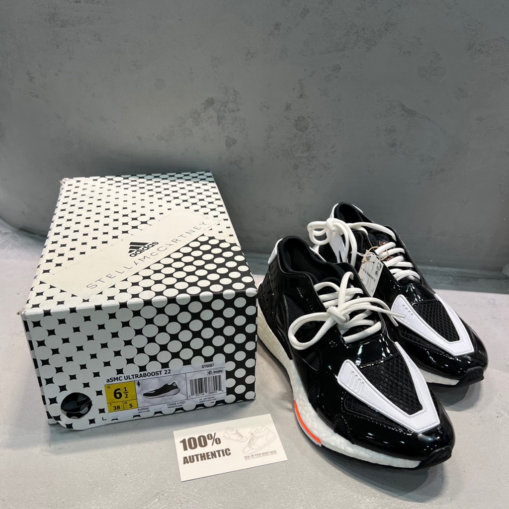 Ultraboost x StellaMccartney Black White GY6087