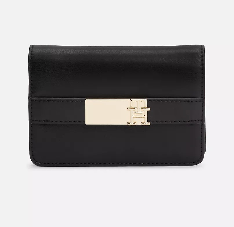 Ví Tommy Hilfiger Women's TH Heritage Slim Med Wallet Black AW16916 001