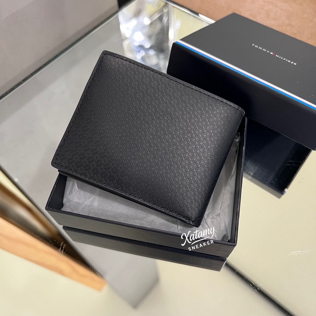 Ví Tommy Hilfiger Men's Allover Flag Logo Leather Bifold Wallet Space Blue AM14241 400