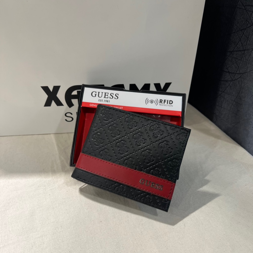 Ví GUESS Men's Leather Bifold With Fashion Details Black Red 31GU13X008 016