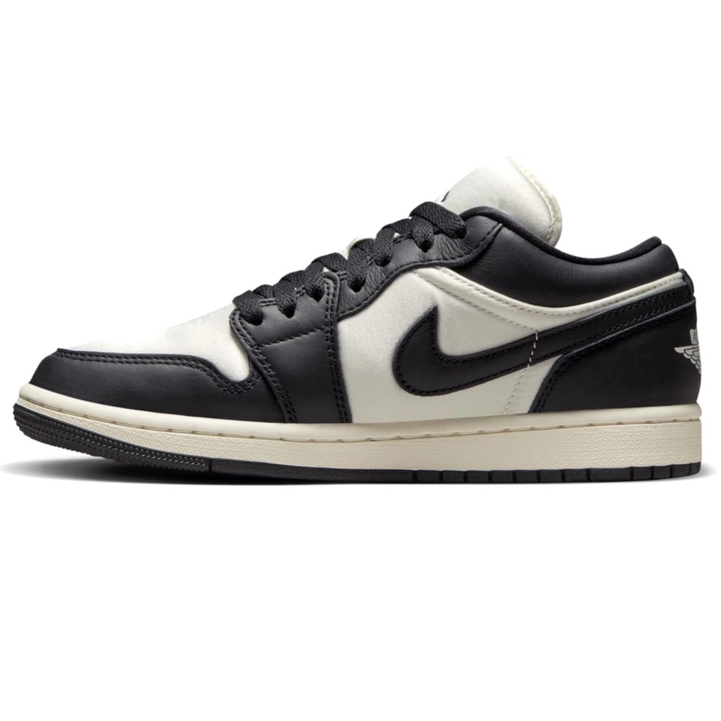 Jordan 1 Low SE "Vintage Panda" FB9893 101