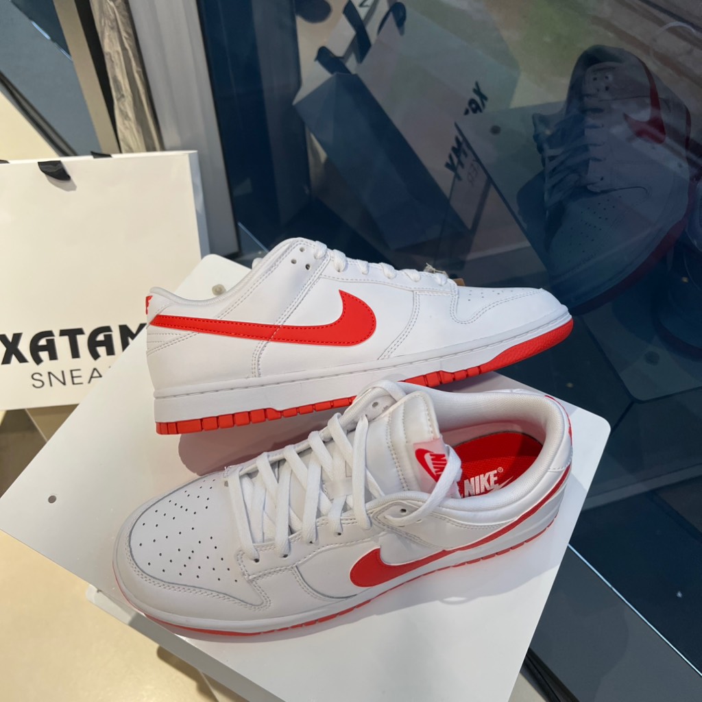 Dunk Low Retro White Picante Red DV0831 103