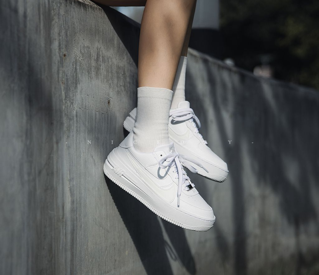 Nike Air Force 1 PLTAFORM White DJ9946 100