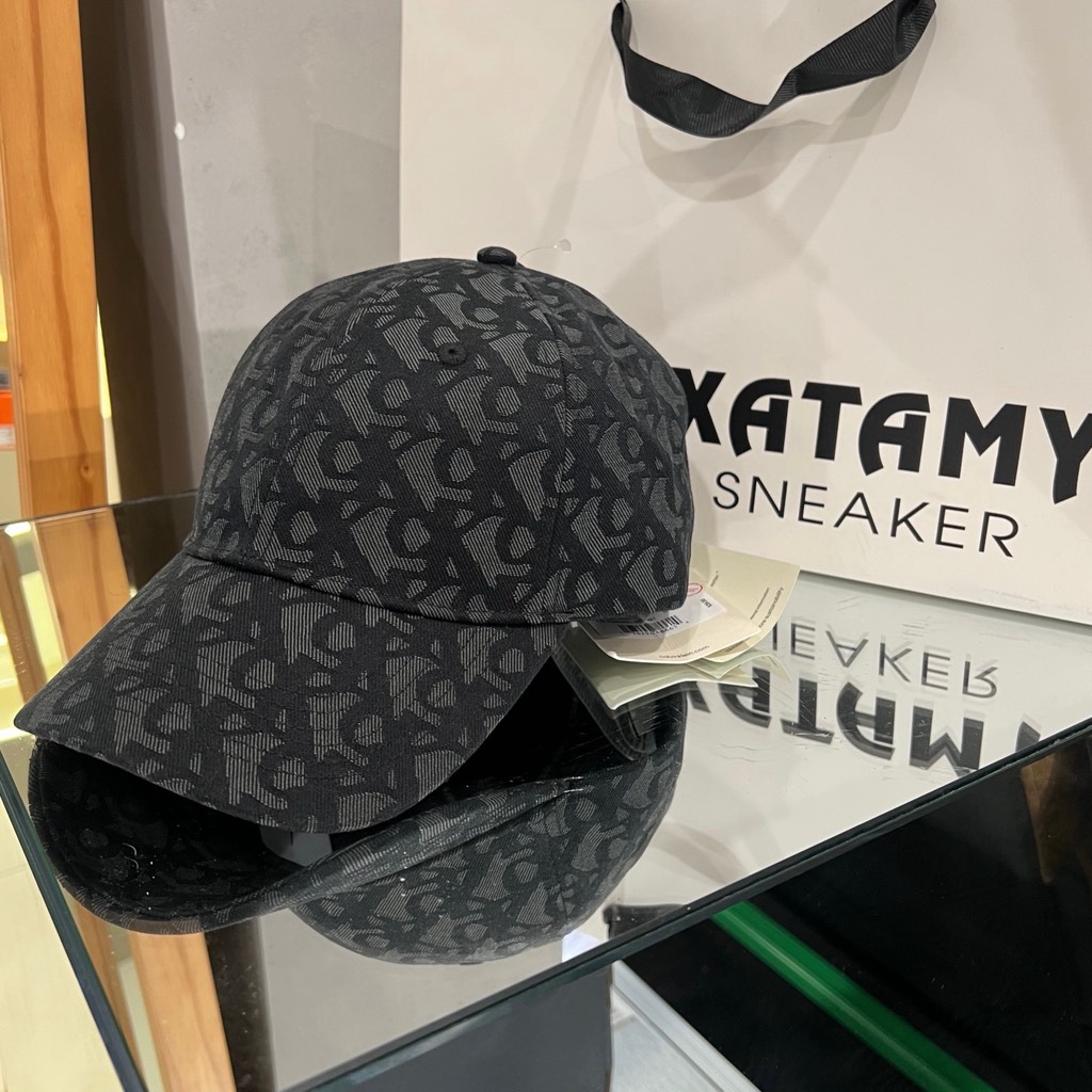 Nón Calvin Klein Logo Jacquard Baseball Cap Black 4G5066G 001