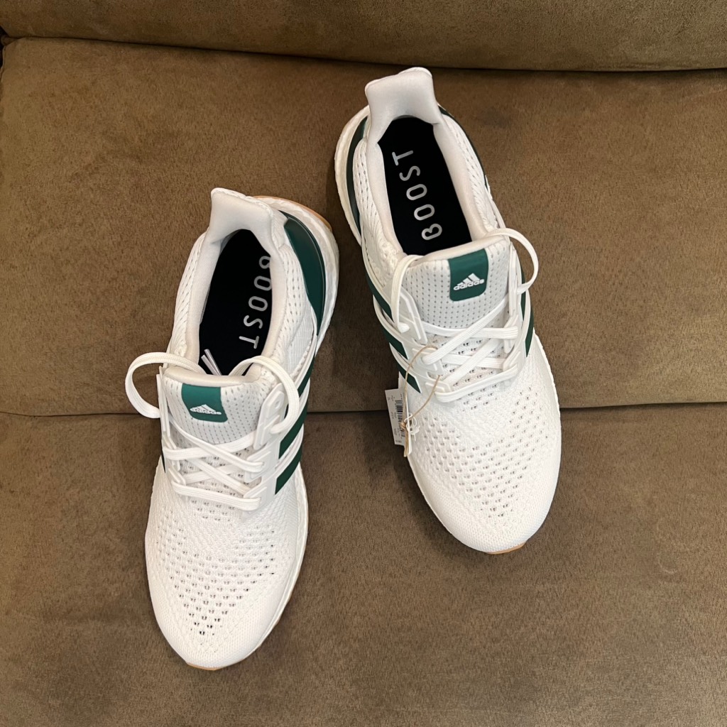 UltraBoost 1.0 Cloud White Collegiate Green Gum JH6600
