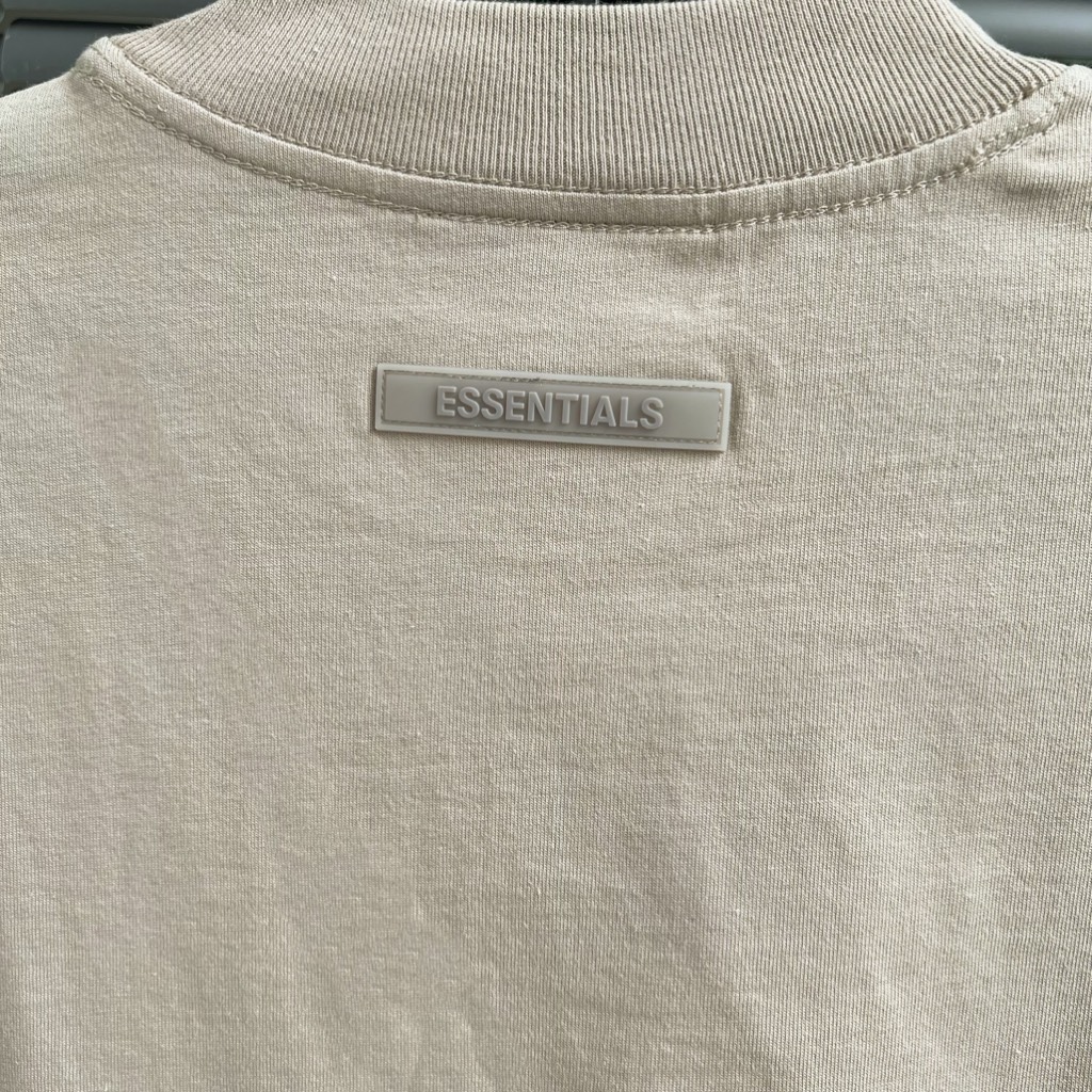 Áo Fear of God Essentials Kids Long Sleeve Tan 125SU212043K