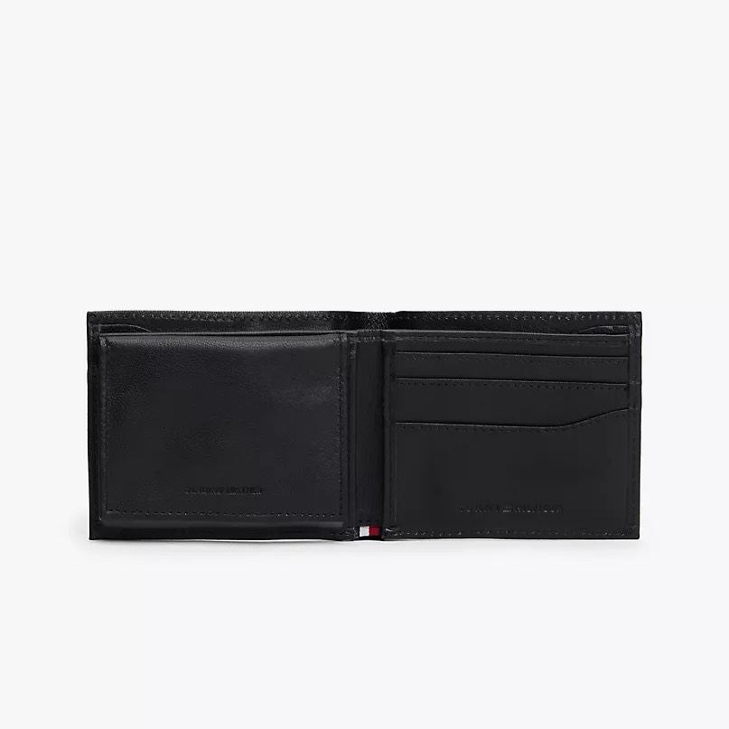 Ví Tommy Hilfiger Men's Pebbled Leather Bifold Wallet Black 31TL220094