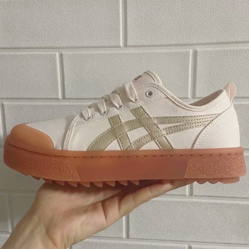 ASICS Court Trail Light Pink Khaki 1203A147 700