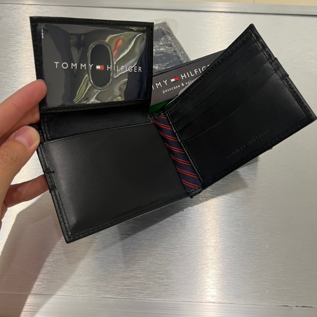 Ví Tommy Hilfiger Leather Credit Card Wallet Ranger Bifold Black 31TL22X062