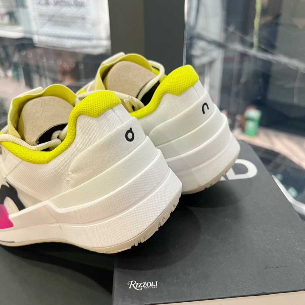 On The Roger Pro 2 White Lime Tennis/Pickleball 3WE10332929