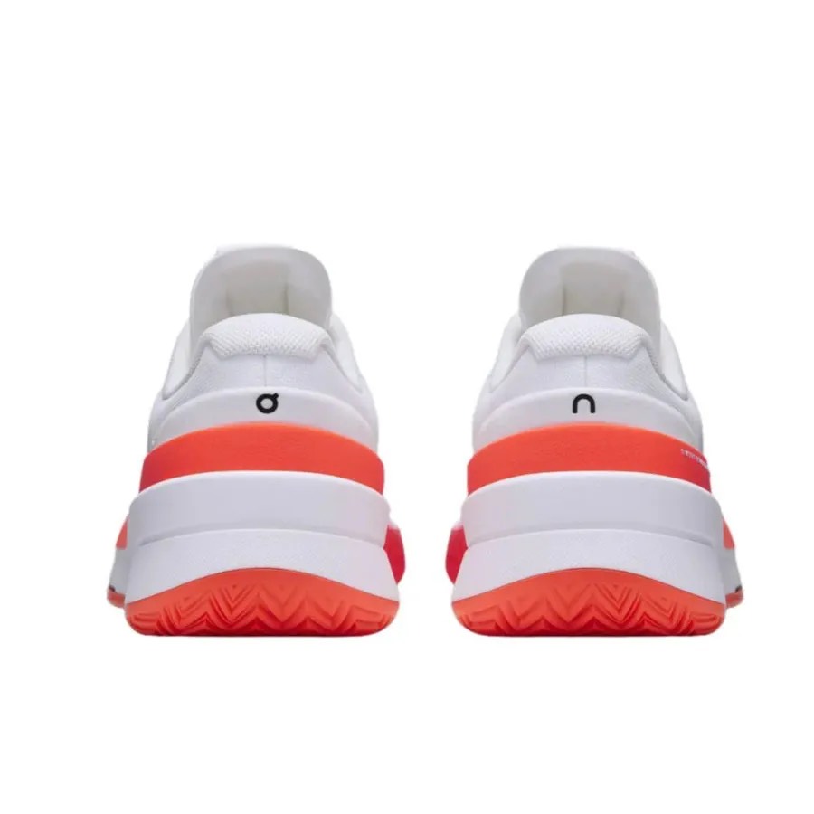 On Roger Pro 2 Clay White Flame (NO BOX) 3WE10330256